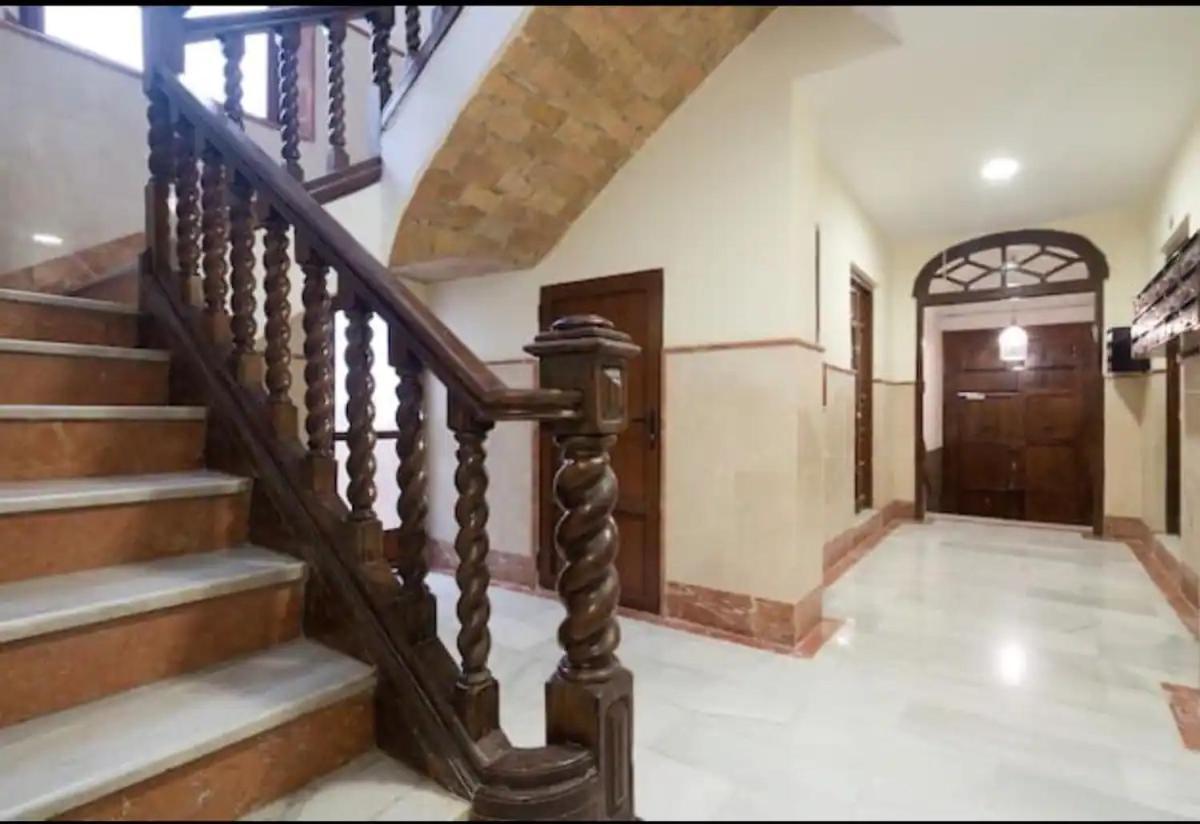 Maravilloso Piso En El Centro_Wifi_Parking_8People Granada Ngoại thất bức ảnh